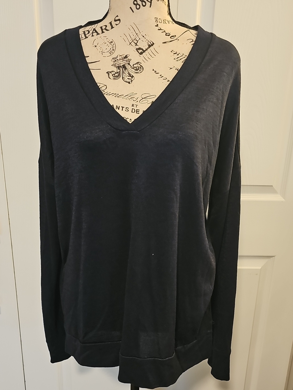 Kirkland Signature Navy V-Neck Top with Black Label